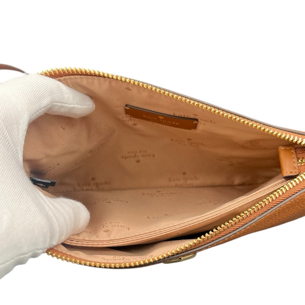 Kate Spade Kayla 3-Compartment Crossbody bag in warm gingerbread pebbled leather - Picture 9 of 11